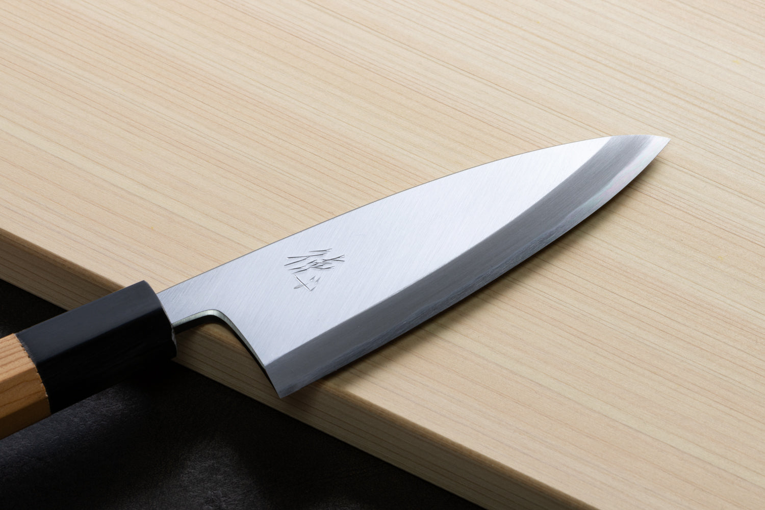 Japan Knife TOKU | Aji-kiri knife White paper 2 steel blade Yew octagonal handle