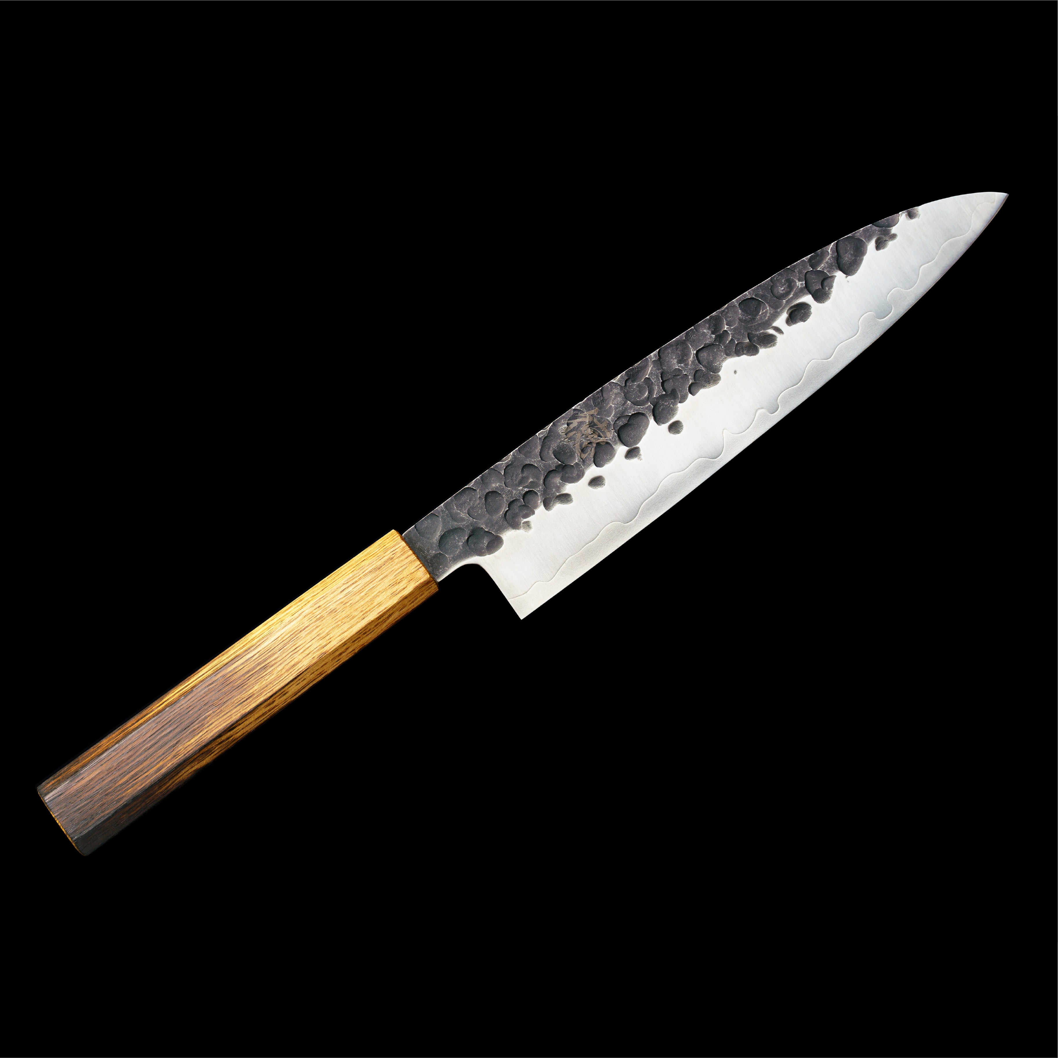 包丁の堺徳|牛刀包丁 黒鎚目 モリブデン 焼漆柄