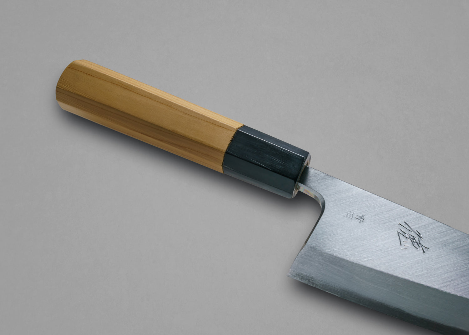 包丁の堺徳|出刃包丁 堺打刃物 青二鋼 一位八角柄