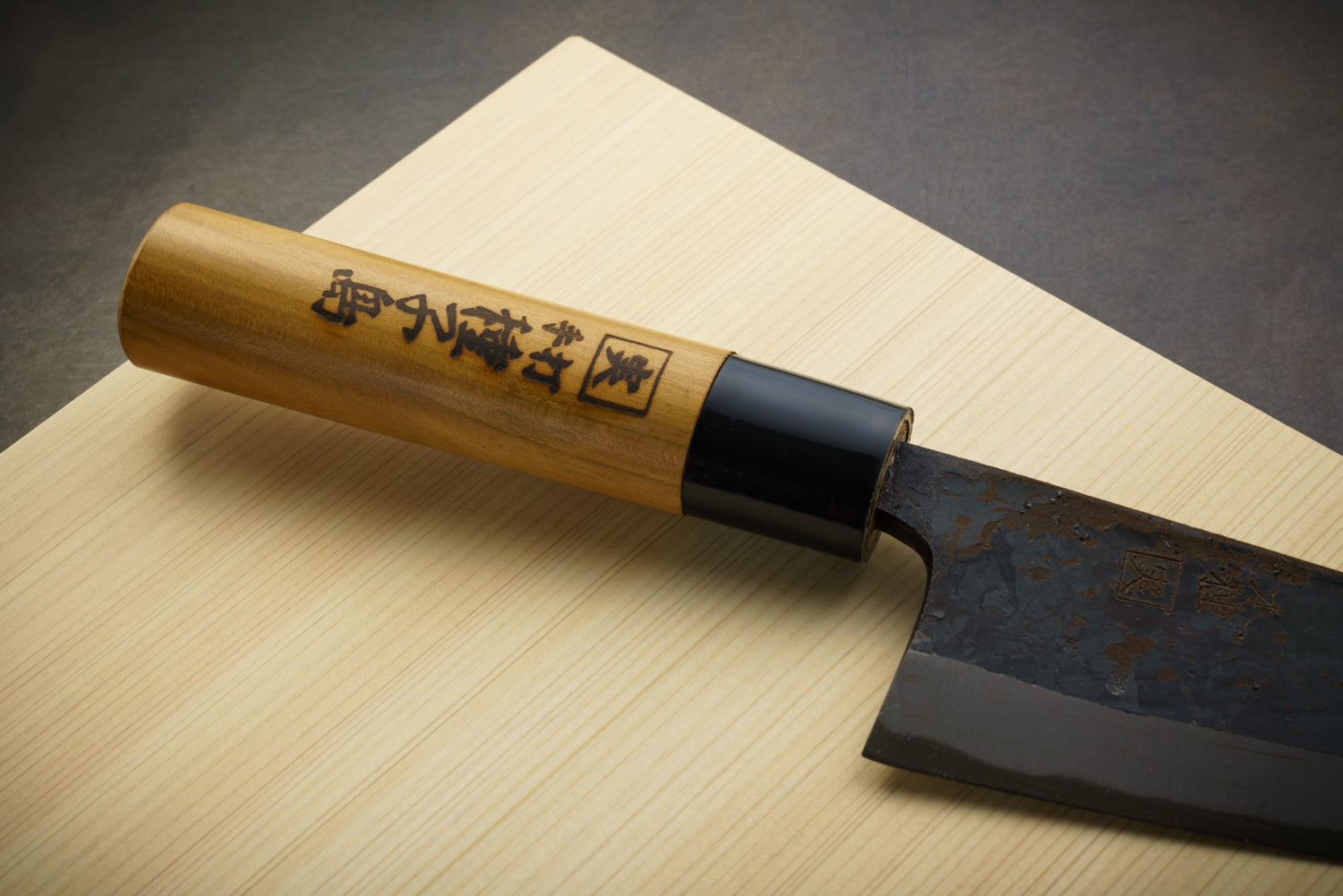 Japan Knife TOKU | Santoku knife made in Tanegashima, White paper No.1, cherry pattern