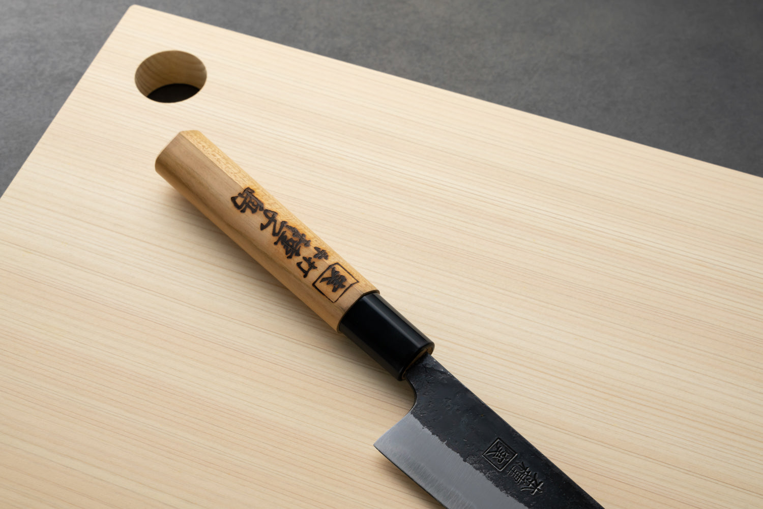 Japan Knife TOKU | Yanagiba Knife, Tanega Knife, Black-finished, Blue Steel, Sakura Handle