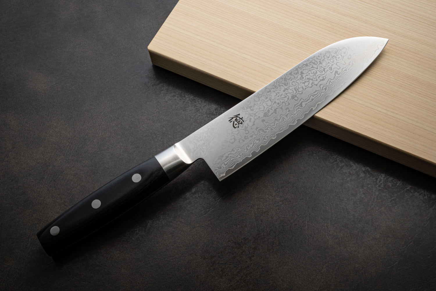 Japan Knife TOKU | Damascus Santoku knife VG10