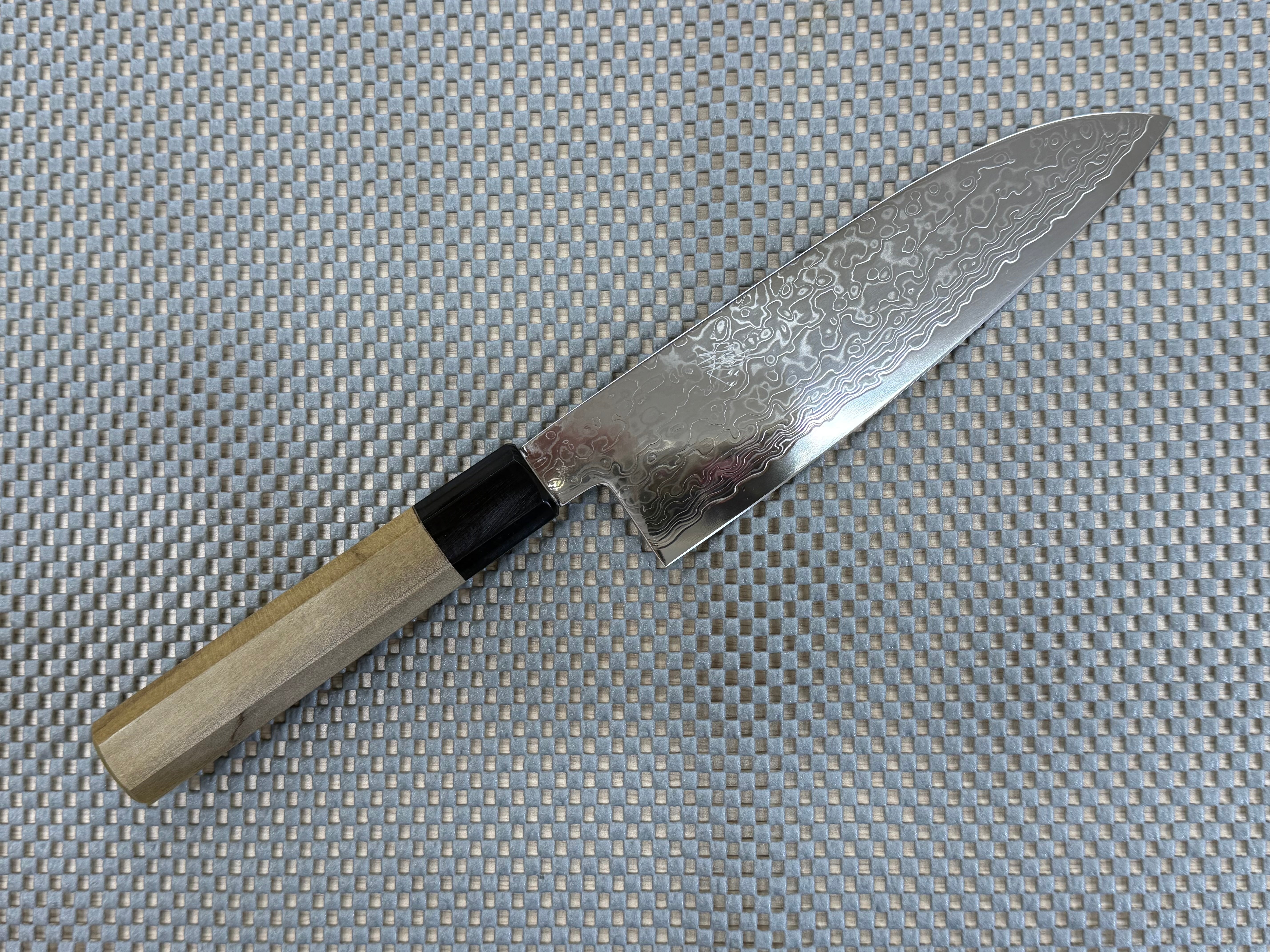 Japan Knife TOKU｜Santoku Knife, Ginsan Damascus, Ho Octagonal Handle