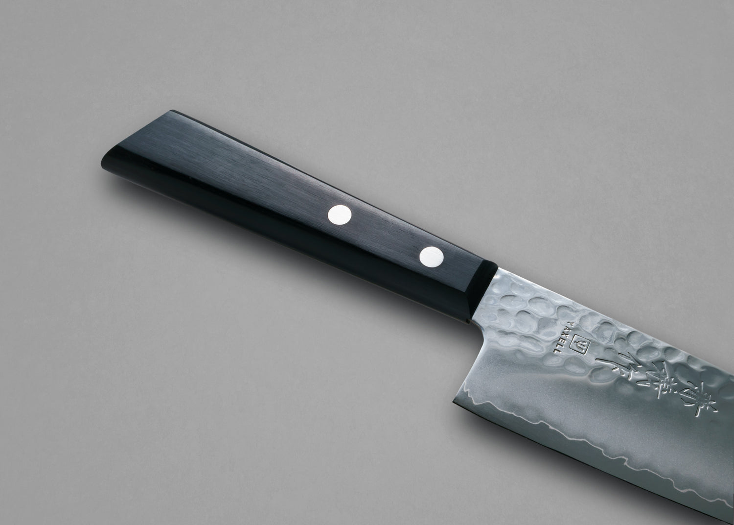 Japan Knife TOKU | Santoku Knife Kaneyoshi Hammered VG10